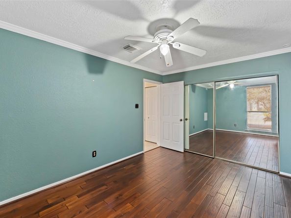 1914 Mosa Creek Court, Houston TX 77017