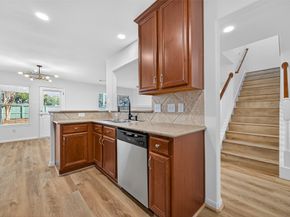 17422 Bending Post Dr Drive, Houston TX 77095