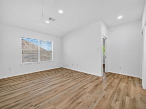 17422 Bending Post Dr Drive, Houston TX 77095