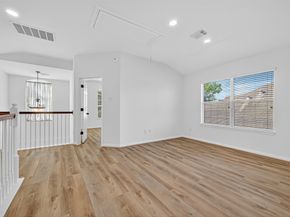 17422 Bending Post Dr Drive, Houston TX 77095