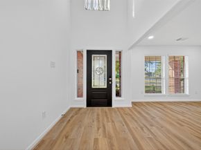 17422 Bending Post Dr Drive, Houston TX 77095