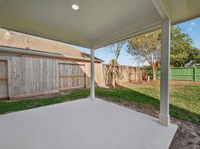 17422 Bending Post Dr Drive, Houston TX 77095