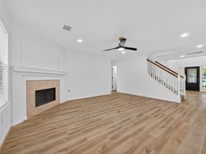 17422 Bending Post Dr Drive, Houston TX 77095