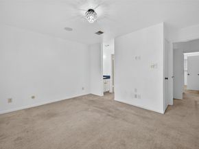 6111 Beverly Hill Street 28, Houston TX 77057