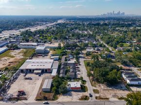 8814 Manus Street 111, Houston TX 77093