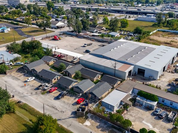 8814 Manus Street 111, Houston TX 77093