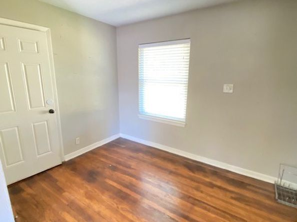 219 E Janisch Road, Houston TX 77022