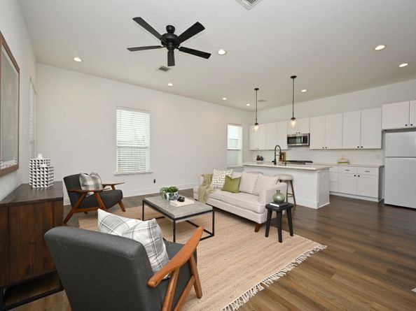 1230 Mcneil Street, Houston TX 77009