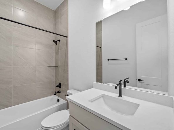 16008 Mahogany Mist Drive, Conroe TX 77302