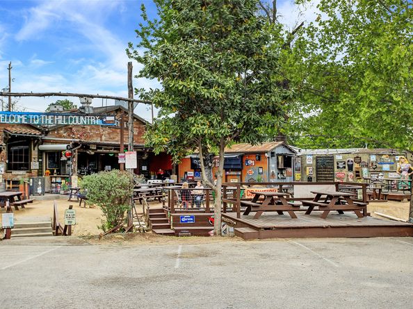 925 W 19th Street B, Houston TX 77008