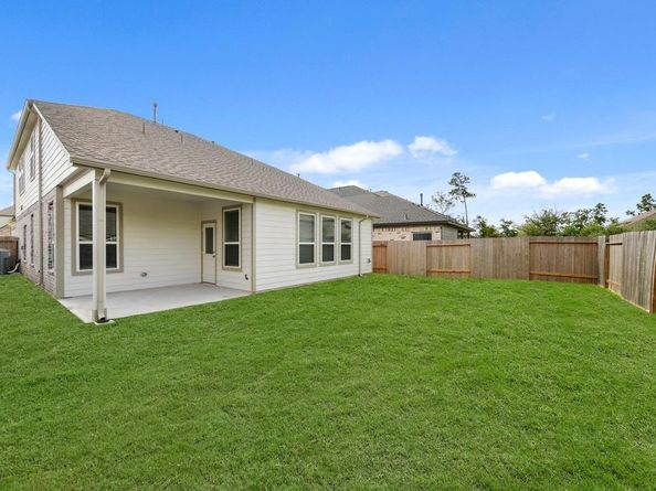 2016 Sugarberry Gully Lane, Conroe TX 77301