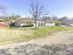 3700 Kelvin Avenue, Fort Worth TX 76133