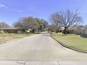 3700 Kelvin Avenue, Fort Worth TX 76133
