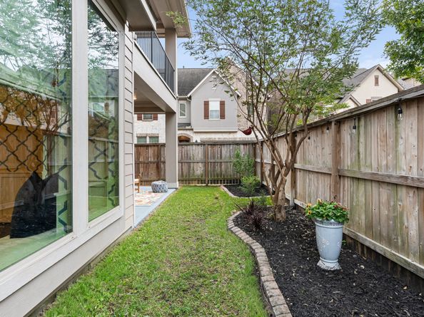 3502 Autumndale Drive, Houston TX 77018