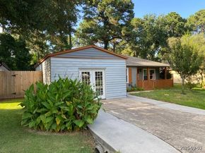 910 Lovett Court, Tomball TX 77375