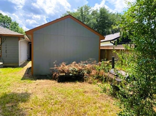 910 Lovett Court, Tomball TX 77375