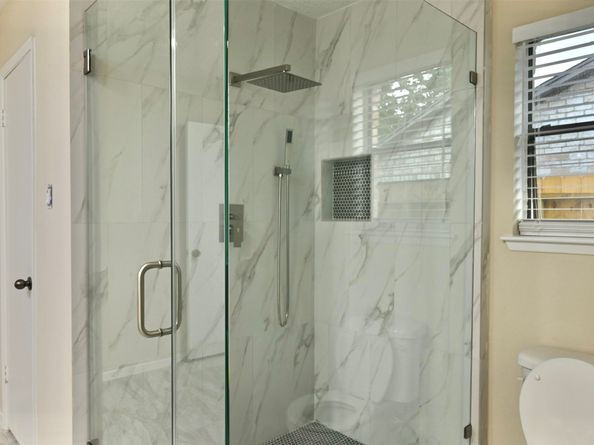 2915 Laurel Fork Drive, Kingwood TX 77339