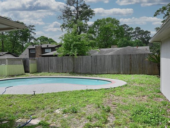 2915 Laurel Fork Drive, Kingwood TX 77339