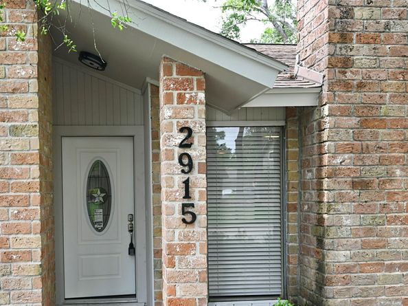 2915 Laurel Fork Drive, Kingwood TX 77339