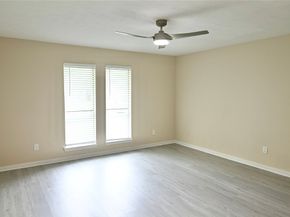 2915 Laurel Fork Drive, Kingwood TX 77339