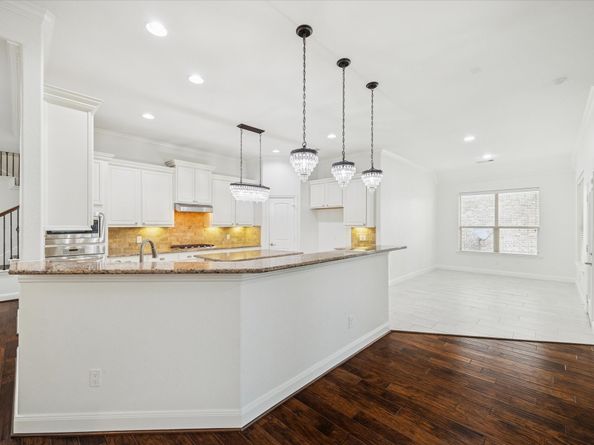 1811 Leela Springs Drive, Conroe TX 77304