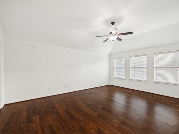 1811 Leela Springs Drive, Conroe TX 77304