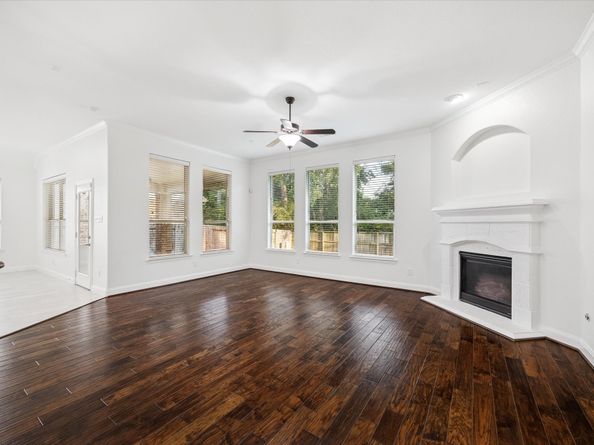 1811 Leela Springs Drive, Conroe TX 77304