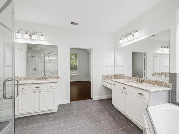 1811 Leela Springs Drive, Conroe TX 77304