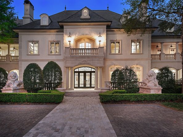 88 W Grand Regency Circle, The Woodlands TX 77382