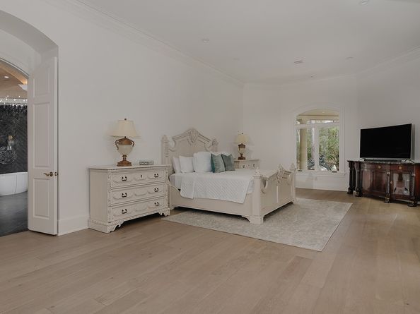 88 W Grand Regency Circle, The Woodlands TX 77382