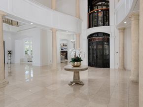 88 W Grand Regency Circle, The Woodlands TX 77382