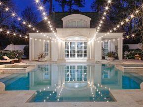 88 W Grand Regency Circle, The Woodlands TX 77382