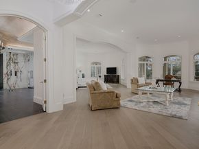 88 W Grand Regency Circle, The Woodlands TX 77382