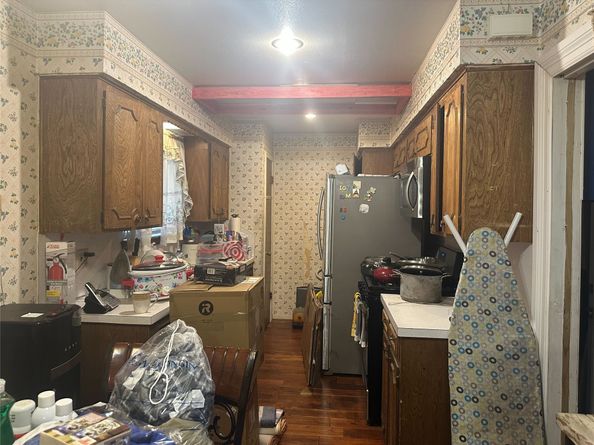 10627 Castleton Street, Houston TX 77016