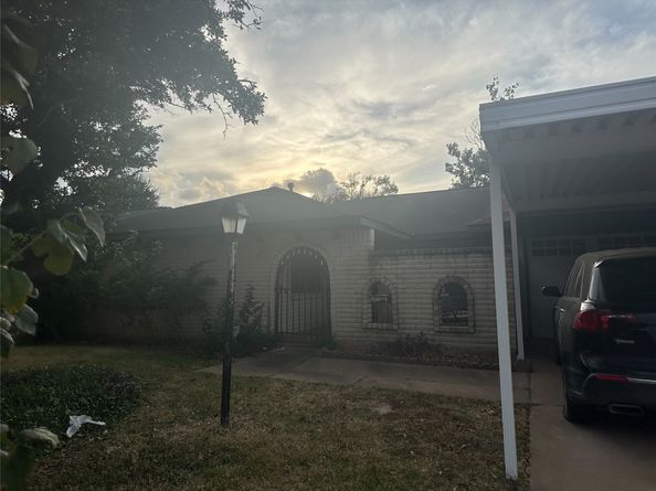 10627 Castleton Street, Houston TX 77016