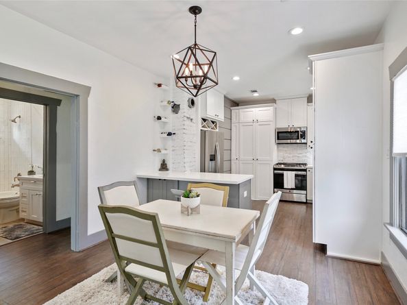 325 N Sidney Street, Houston TX 77003