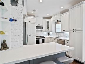 325 N Sidney Street, Houston TX 77003