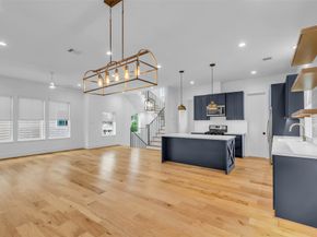 204 Burr Street G, Houston TX 77011