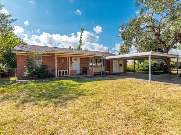 10526 Tolman Street, Houston TX 77034