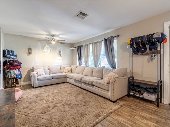 10526 Tolman Street, Houston TX 77034