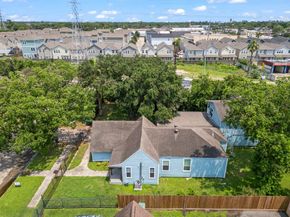 5310 Claremont Street, Houston TX 77023