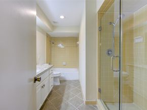 3660 Lake Street, Houston TX 77098
