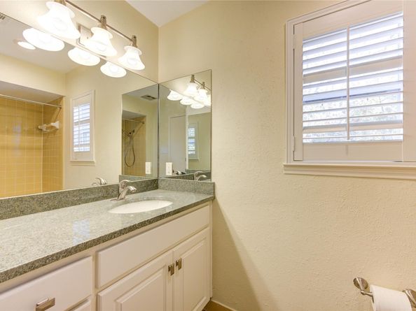3660 Lake Street, Houston TX 77098