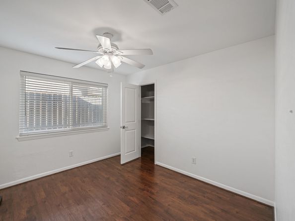 10515 Haddington Drive, Houston TX 77043