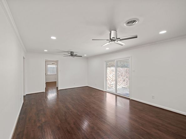 10515 Haddington Drive, Houston TX 77043