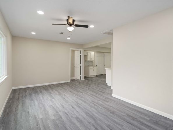 9409 Fairland Drive, Houston TX 77051