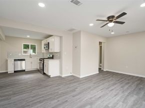 9409 Fairland Drive, Houston TX 77051