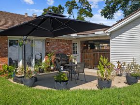3002 Larknolls Lane, Houston TX 77092