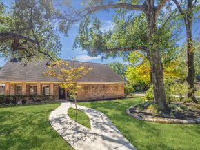 8333 Cedarspur Drive, Houston TX 77055
