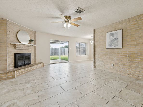 6806 San Pablo Drive, Houston TX 77083